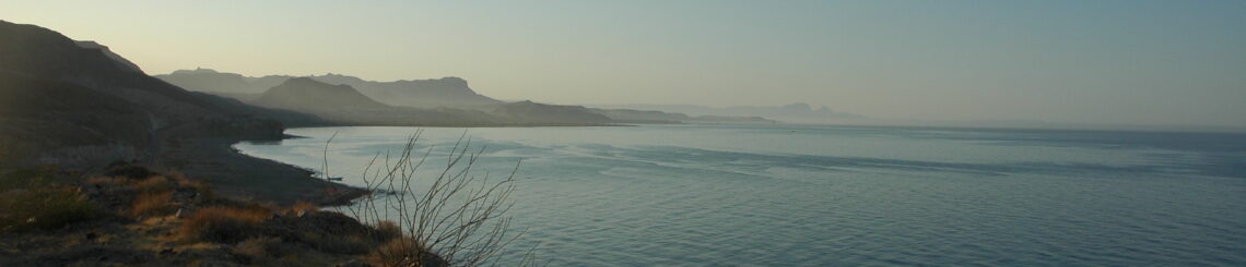 Sea and beach, just a little wind, atmospheric distance, La Paz, Baja California Sur, Mexico